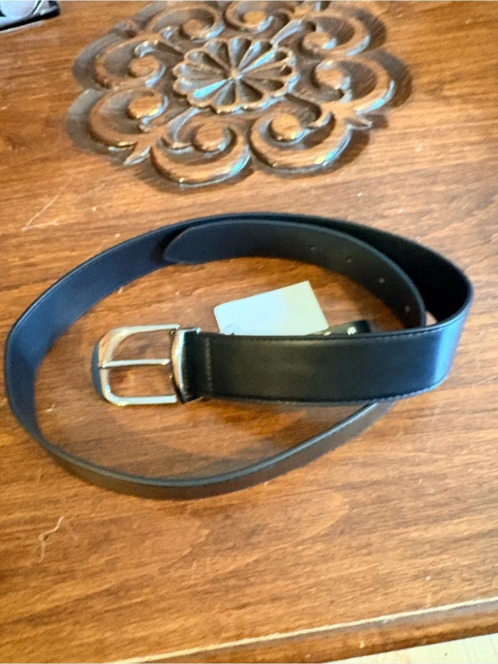 NWT Classic Black Womens Belt with Silver-Tone Buckle.  Size M.